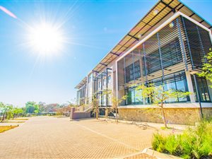 1570 m² Commercial space in Wapadrand