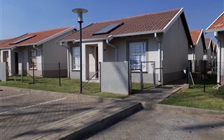 2 Bedroom Townhouse in Aureus