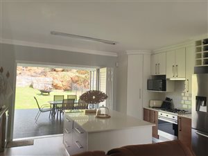 3 Bed Townhouse in Noordheuwel
