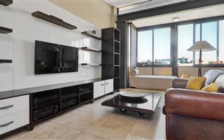1 Bedroom Apartment in Melrose Arch