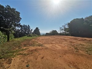 2453 m² Land available in Monteseel