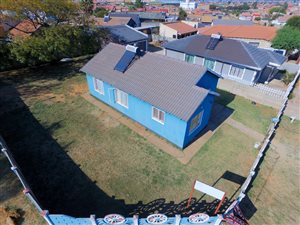 3 Bed House in Lenasia South