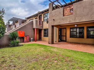 3 Bed Apartment in Lakefield