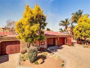 3 Bed House in Blue Gill