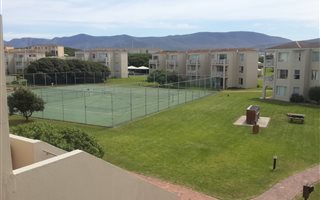 2 Bedroom Apartment in Hermanus Beach Club