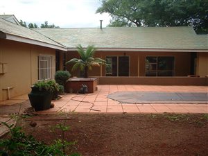 4 Bed House in Kameeldrift East