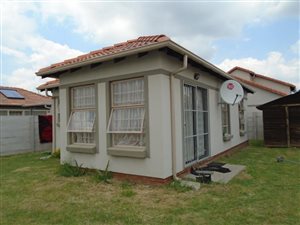 3 Bed House in Andeon AH