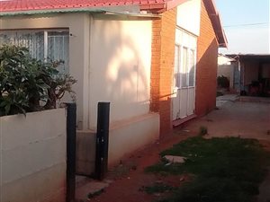 3 Bed House in Claremont