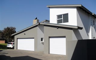 5 Bedroom House in Glen Eagles Estate