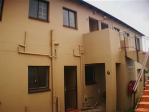 2 Bed Apartment in Grobler Park