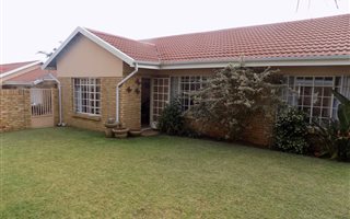 3 Bedroom Townhouse in Pioneer Park
