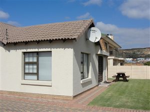 1 Bed Townhouse in Diaz Beach