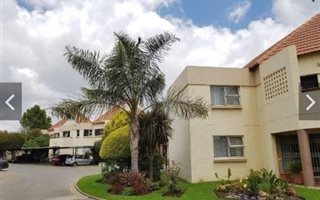 2 Bedroom Townhouse in Bedfordview