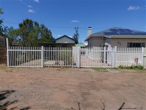 3 Bed House in Top Town