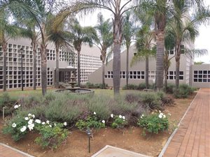 448 m² Commercial space in Bedfordview