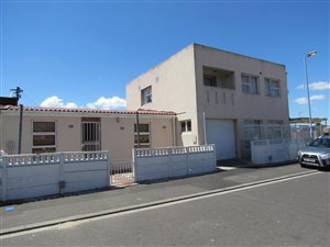 5 Bed House in Factreton