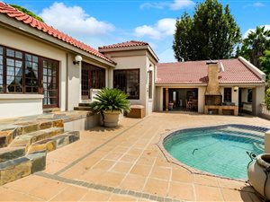 4 Bed House in Florida Hills