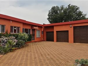 9 Bed House in Farrar Park