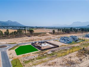 942 m² Land available in Val de Vie