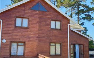 2 Bedroom House in Swartvlei