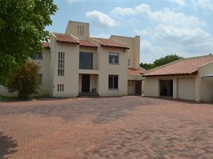 2.6 ha Farm in Kyalami AH