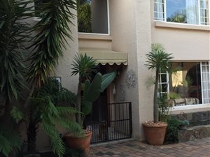 4 Bed House in Eldoglen