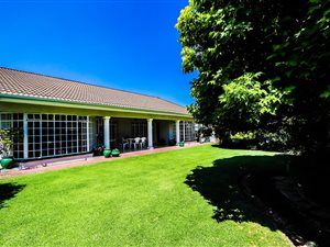 3 Bed Townhouse in Three Rivers