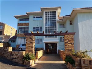 2 Bed Apartment in Fish Hoek