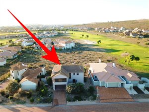 3 Bed House in Langebaan Country Estate