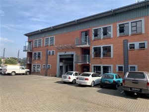 421 m² Industrial space in Hennopspark
