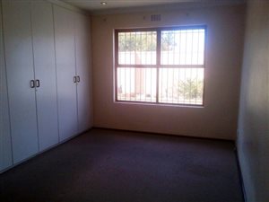 3 Bed House in Edgemead
