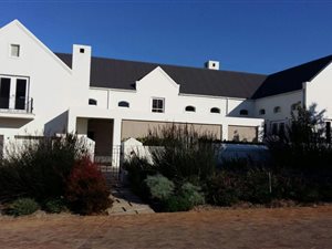 4 Bed House in De Zalze