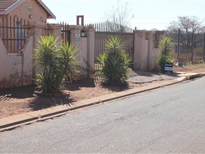 3 Bed House in Lenasia Central