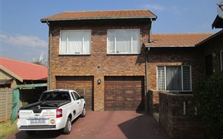 1 Bedroom Apartment in Glenvista