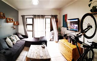 2 Bedroom Flat in Sonstraal Heights