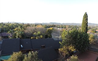 1.5 Bedroom Apartment in Constantia Park