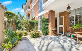2 Bedroom Apartment in Hyde Park