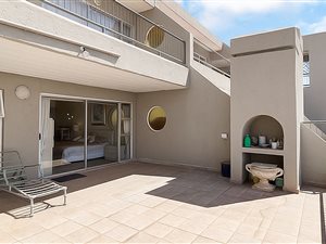 3 Bed Apartment in Constantia Kloof