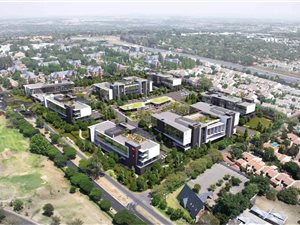 7744 m² Office Space in Bryanston