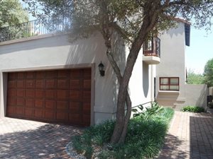 3 Bedroom Cluster in Dainfern Valley