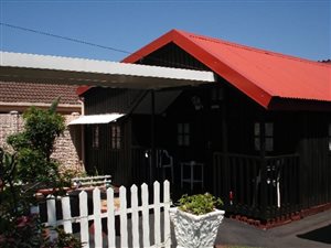 1 Bedroom Garden Cottage in Bluff
