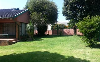3 Bedroom House in Woodmere