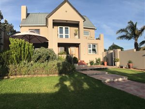 3 Bed House in De Bron
