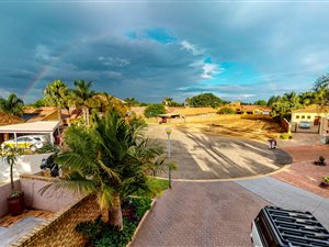 4 Bed House in Wierda Glen