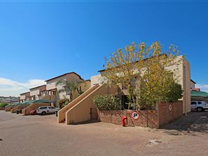 2 Bed Apartment in Bromhof