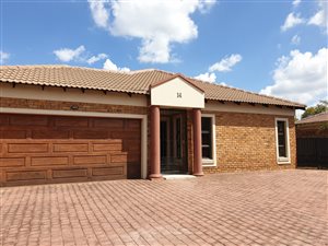 3 Bed Cluster in Newmarket Park