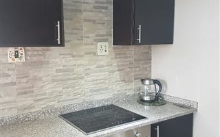 3 Bedroom House in Whetstone