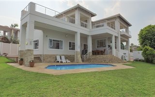 5 Bedroom House in La Lucia