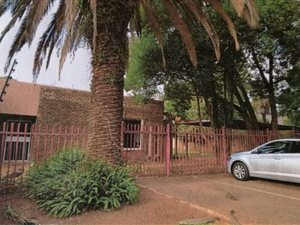 3 Bed House in Bronberrick