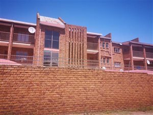 2 Bed House in Brakpan Central